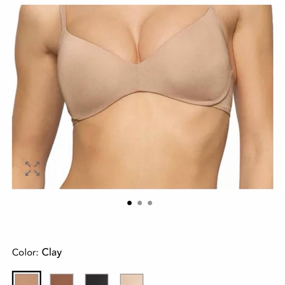 Skims Wireless Push-up bra